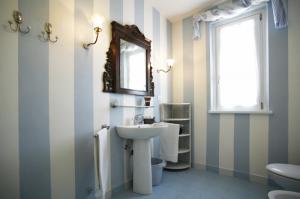 Villa Amelia Stanza Celeste Toilette