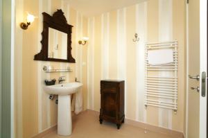 Villa Amelia Stanza Cipria Toilette